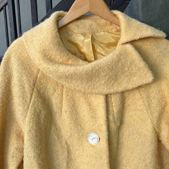 Vintage Butter Yellow Wool Trench Coat Riviera  Loomed by Einiger for Betty Rose - Picture 4 of 8